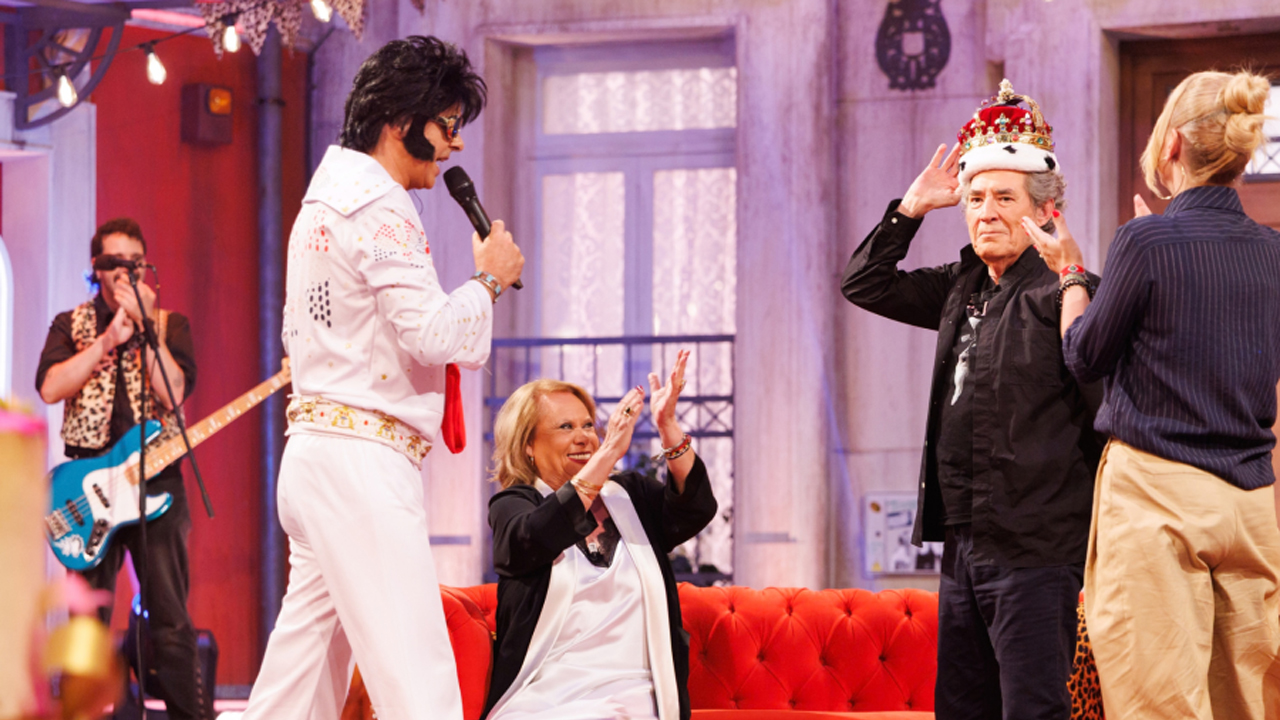 Elvis through the years tribute peforming for Miguel Rios, on his 82 Birthday